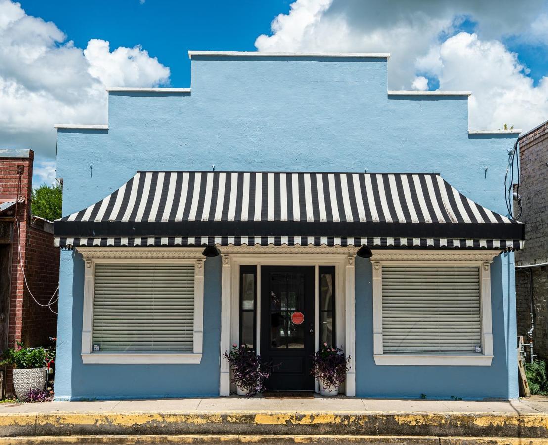 Chateau Royale, Pet Friendly, On Bayou, Downtown! New Iberia Exterior photo